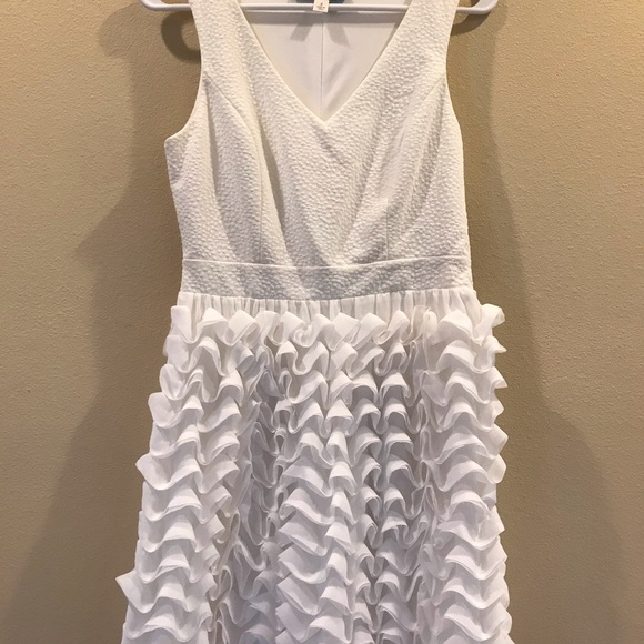 Ivory Sleeveless Dress Size Small - Picture 2 of 5